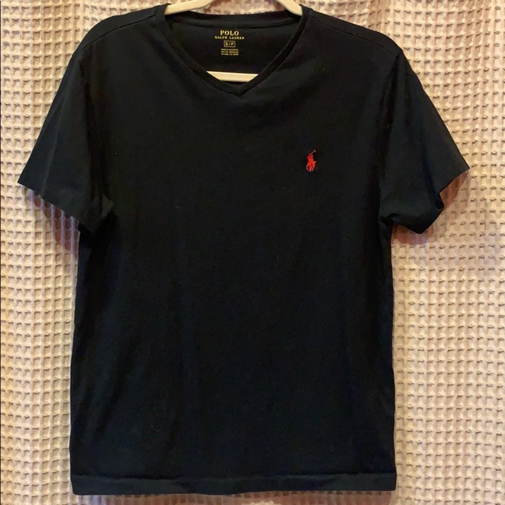 ⚜️ RALPH LAUREN v-neck T-shirt EUC